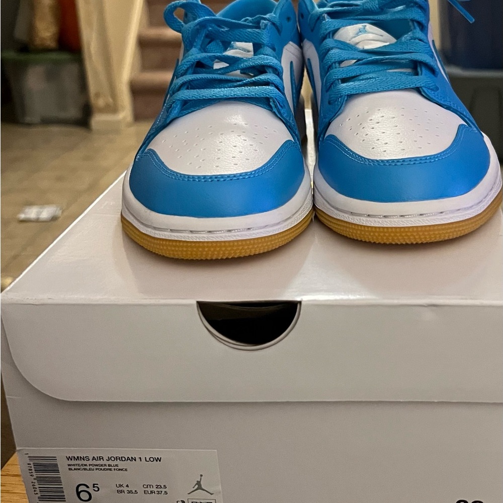 Jordan Blue White Athletic Shoes Classic Design